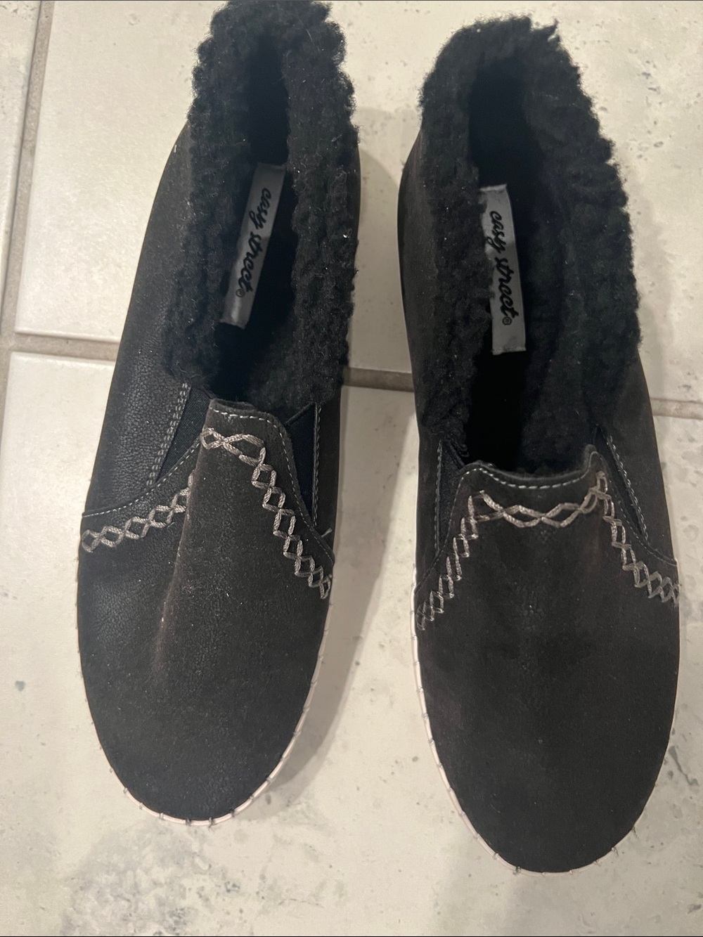 easy street Black Faux-Shearling Slip-On Shoes